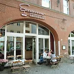 Your Beautiful In Mitte - New!