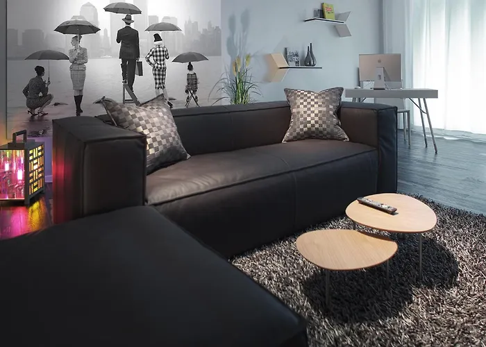 Your Beautiful In Mitte – New! * Berlin